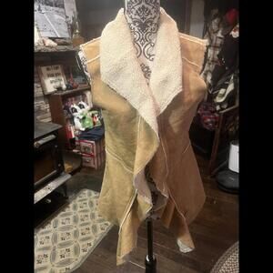 Nine West Vintage America Jeans Faux Leather Vest Size Medium Asymmetrical Front